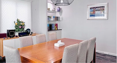 Arrangement Room